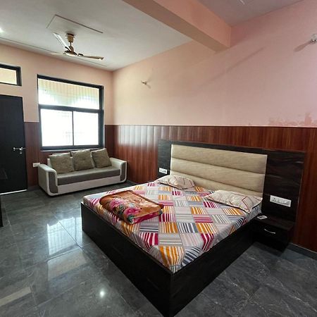Shri Ji Baba Ki Haveli Hotel Govardhan Bagian luar foto