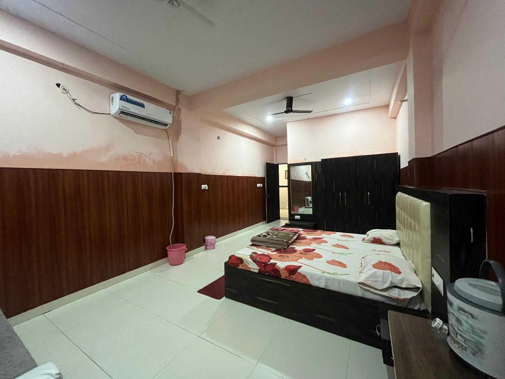 Shri Ji Baba Ki Haveli Hotel Govardhan Bagian luar foto